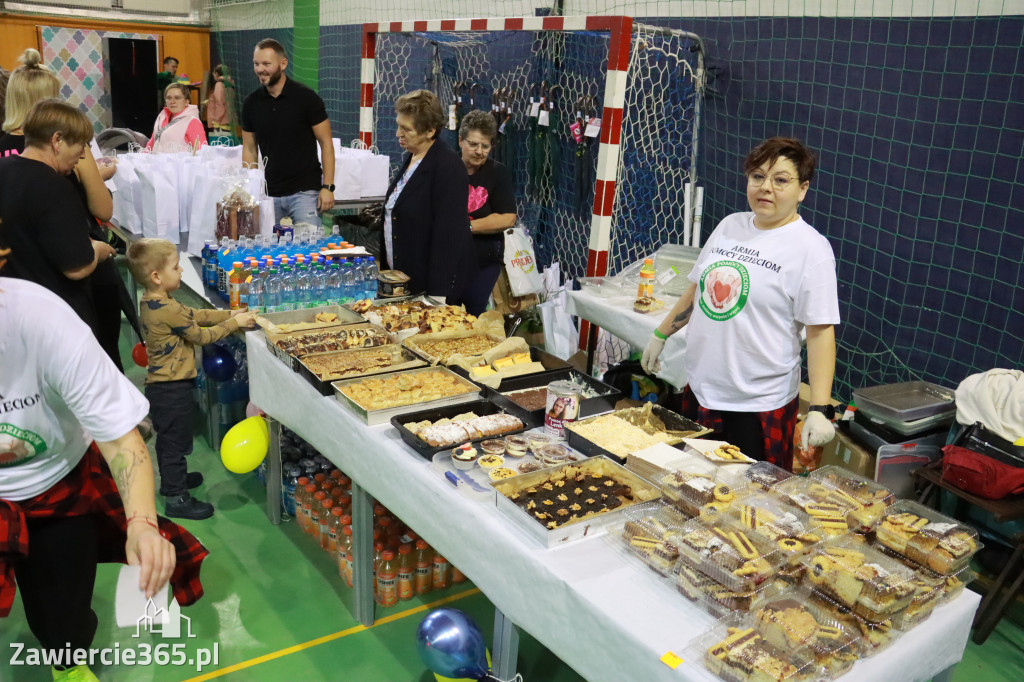 Fotorelacja: Charytatywny maraton zumby w Zawierciu