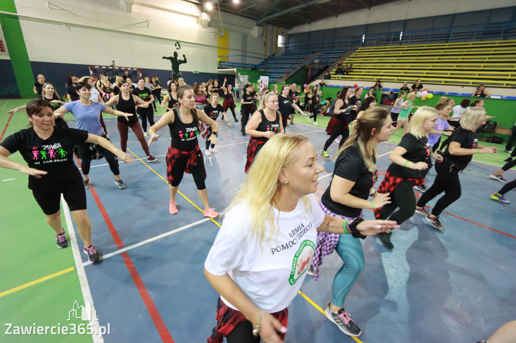 Fotorelacja: Charytatywny maraton zumby w Zawierciu