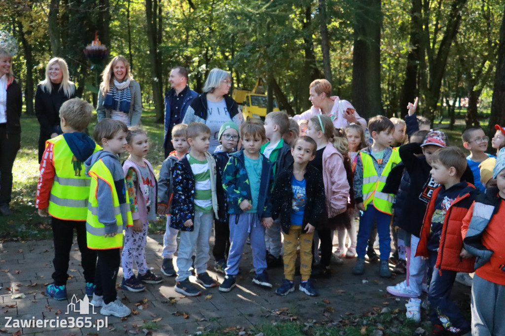 Fotorelacja: Światowy Dzień Drzewa w Zawierciu