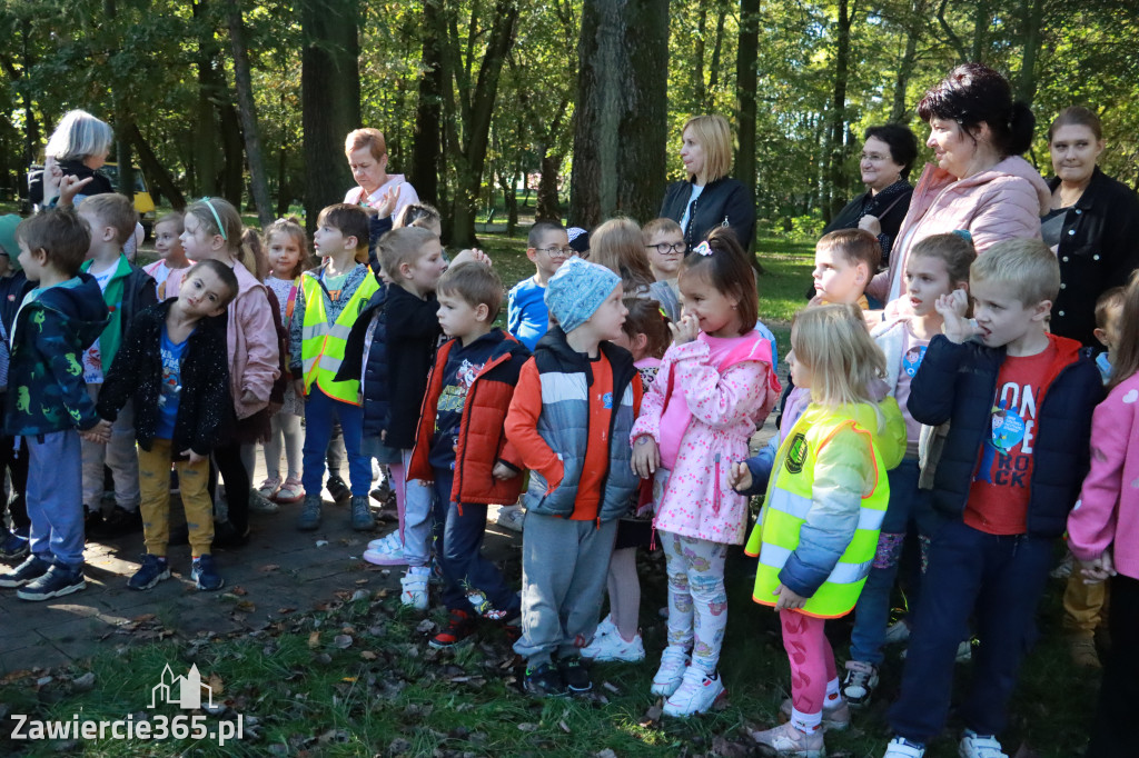 Fotorelacja: Światowy Dzień Drzewa w Zawierciu