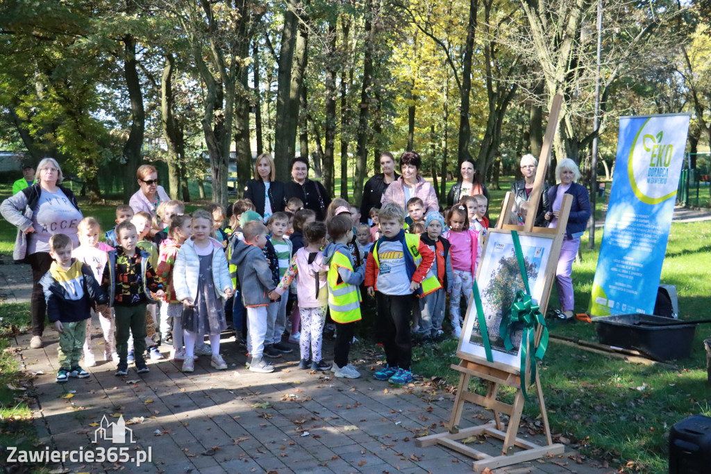 Fotorelacja: Światowy Dzień Drzewa w Zawierciu