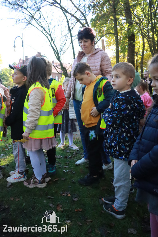 Fotorelacja: Światowy Dzień Drzewa w Zawierciu