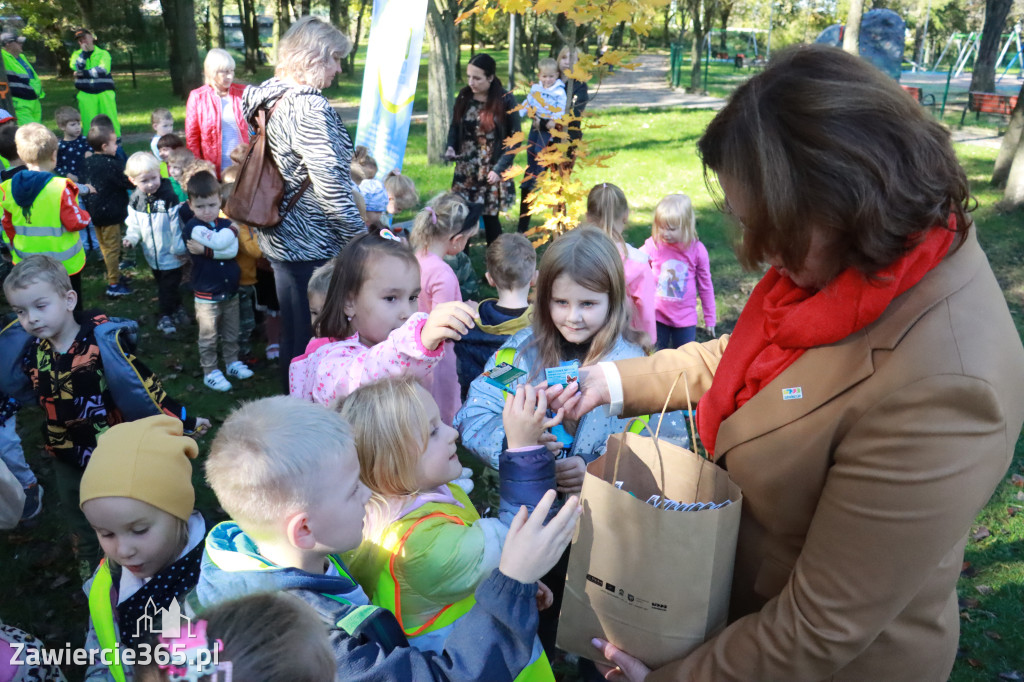 Fotorelacja: Światowy Dzień Drzewa w Zawierciu