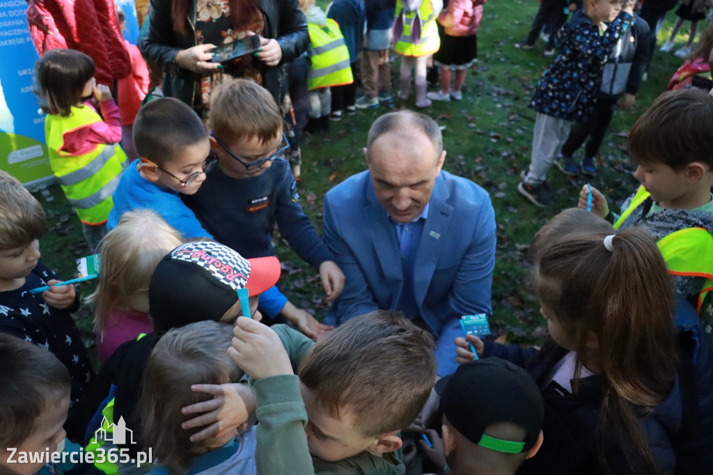 Fotorelacja: Światowy Dzień Drzewa w Zawierciu