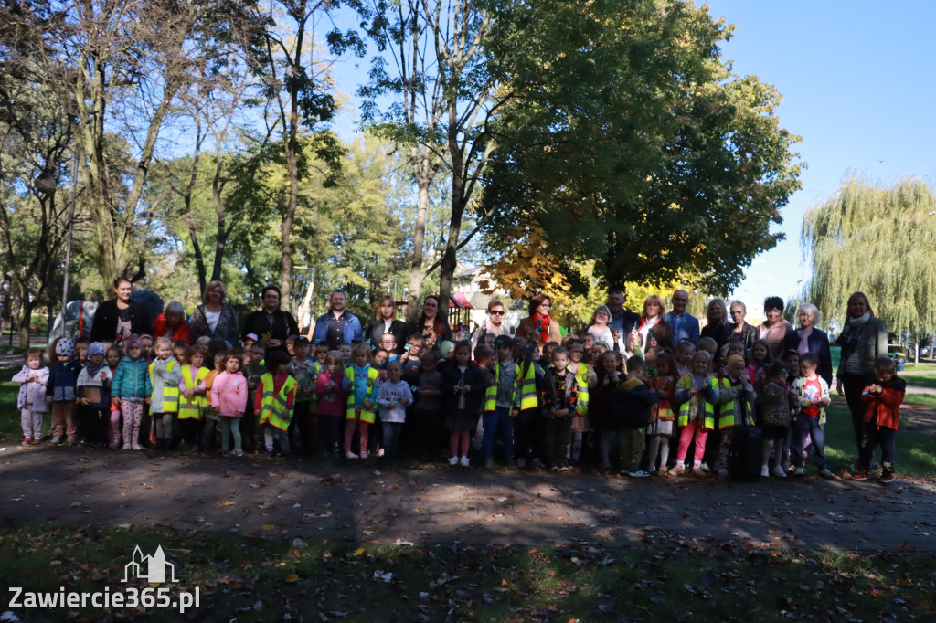 Fotorelacja: Światowy Dzień Drzewa w Zawierciu