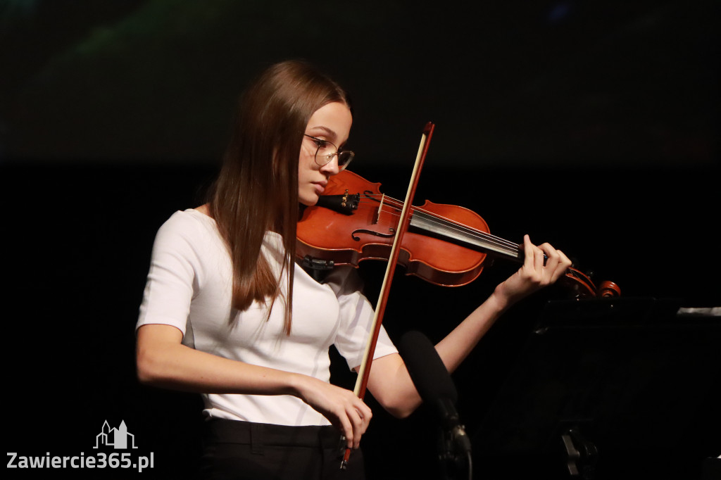 Fotorelacja: Koncert Jesienny w MOK - Szkoła Muzyczna.