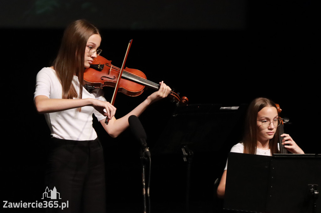 Fotorelacja: Koncert Jesienny w MOK - Szkoła Muzyczna.