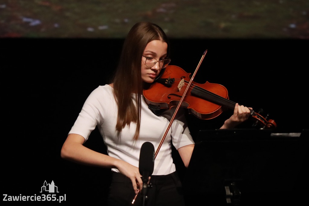 Fotorelacja: Koncert Jesienny w MOK - Szkoła Muzyczna.