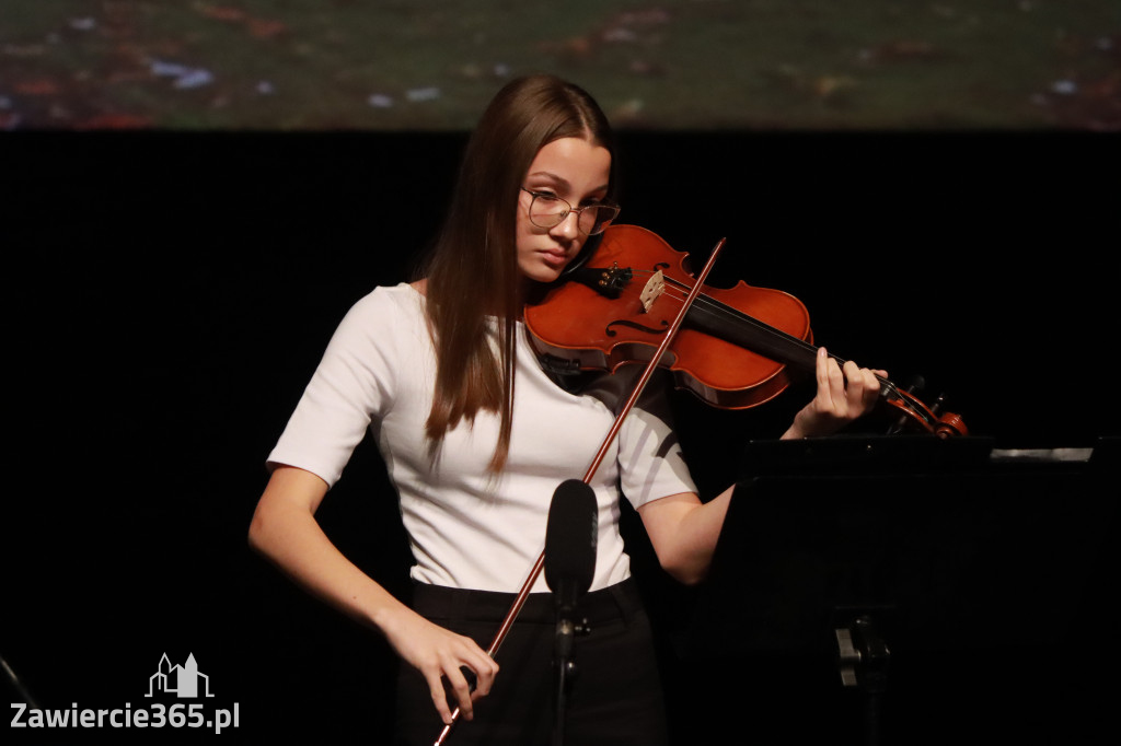 Fotorelacja: Koncert Jesienny w MOK - Szkoła Muzyczna.