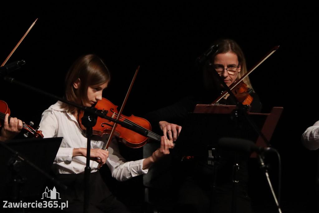 Fotorelacja: Koncert Jesienny w MOK - Szkoła Muzyczna.