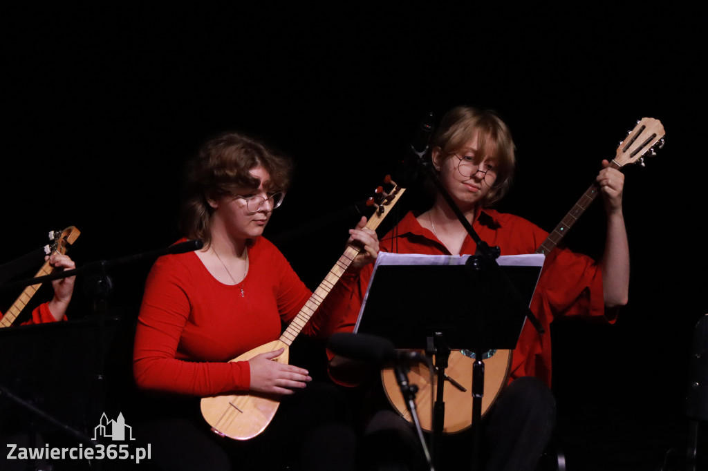 Fotorelacja: Koncert Jesienny w MOK - Szkoła Muzyczna.