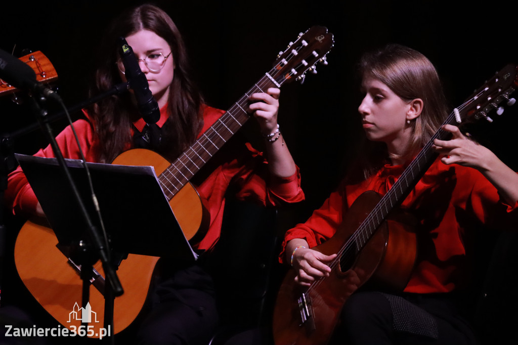 Fotorelacja: Koncert Jesienny w MOK - Szkoła Muzyczna.