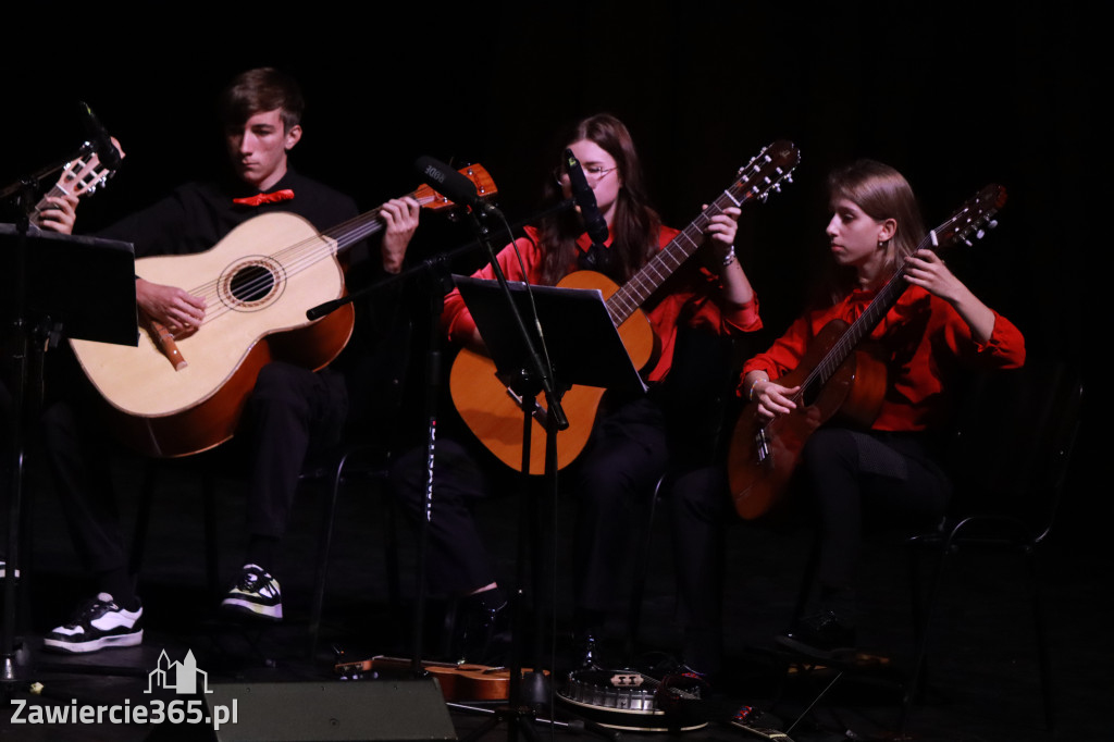 Fotorelacja: Koncert Jesienny w MOK - Szkoła Muzyczna.