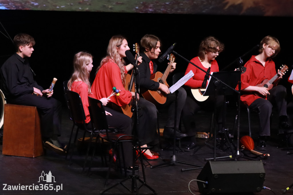 Fotorelacja: Koncert Jesienny w MOK - Szkoła Muzyczna.