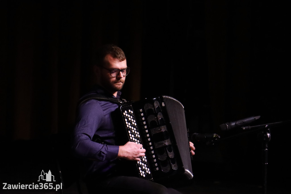 Fotorelacja: Koncert Jesienny w MOK - Szkoła Muzyczna.