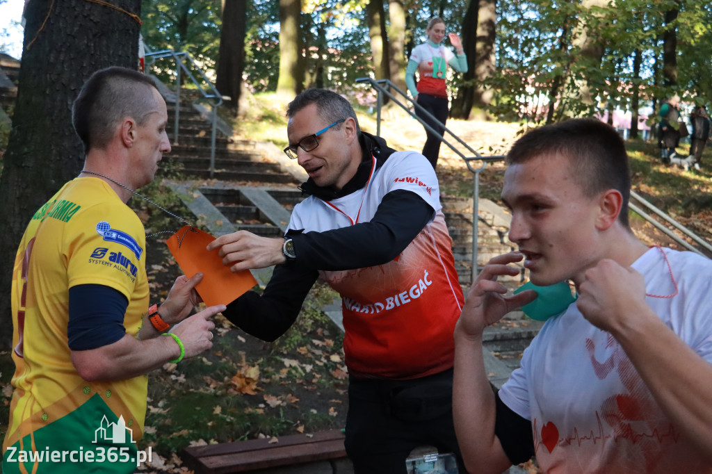 Fotorelacja: POMOC DLA POWODZIAN „RAZEM DLA WAS” w Zawierciu.