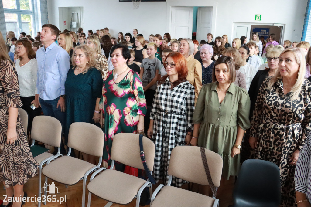 Fotorelacja: Dzień Edukacji Narodowej w Sp4 Zawiercie