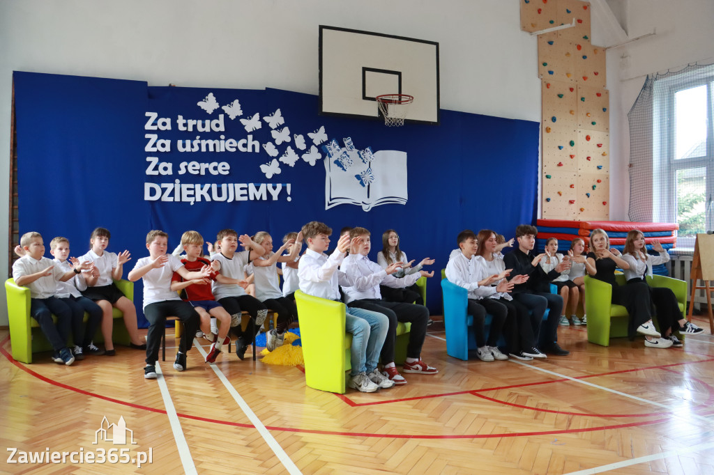 Fotorelacja: Dzień Edukacji Narodowej w Sp4 Zawiercie