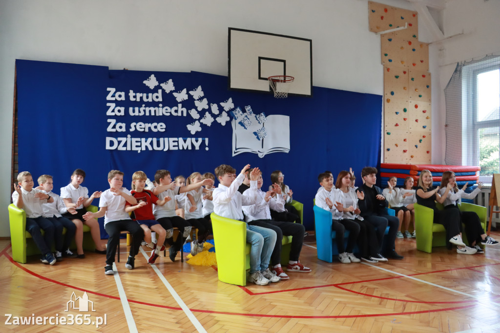 Fotorelacja: Dzień Edukacji Narodowej w Sp4 Zawiercie