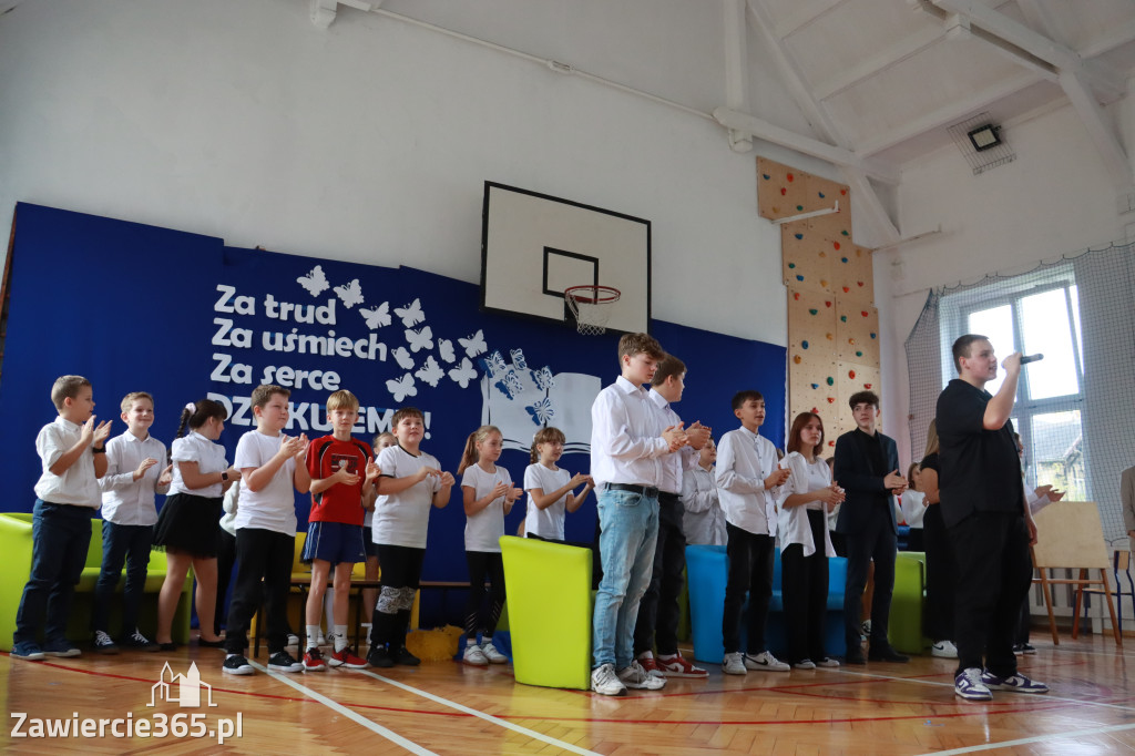 Fotorelacja: Dzień Edukacji Narodowej w Sp4 Zawiercie