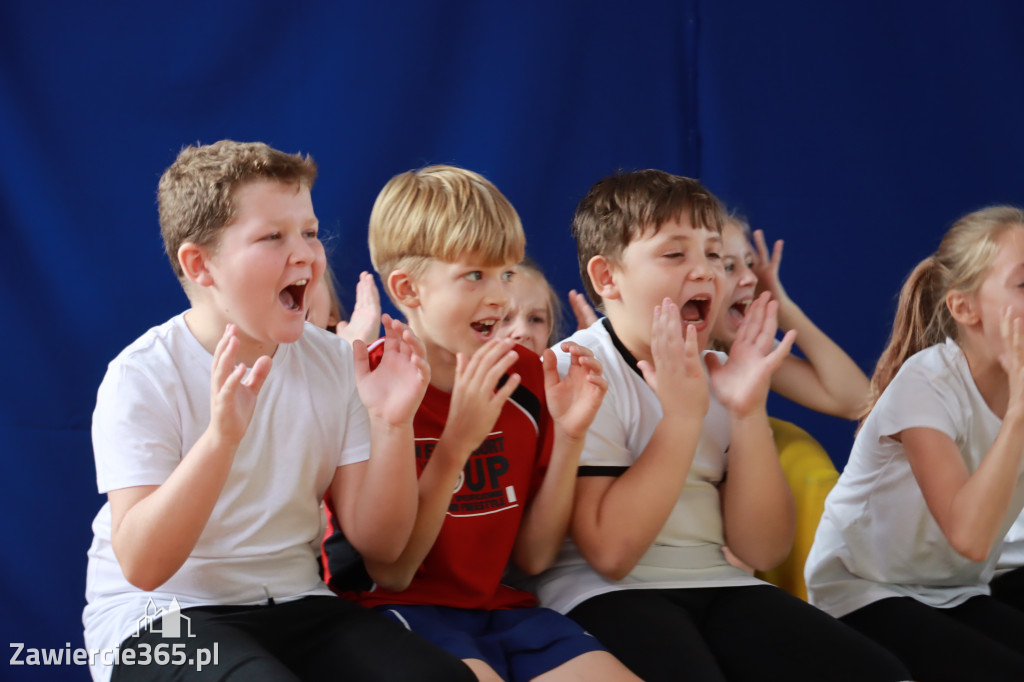 Fotorelacja: Dzień Edukacji Narodowej w Sp4 Zawiercie