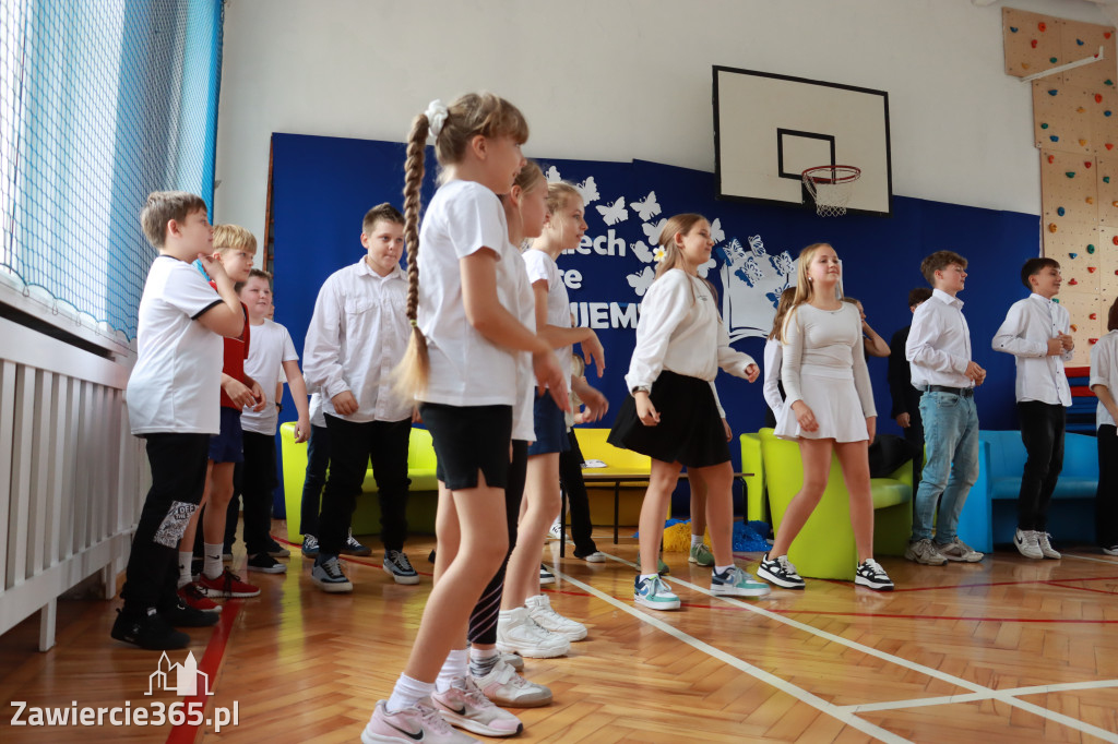 Fotorelacja: Dzień Edukacji Narodowej w Sp4 Zawiercie