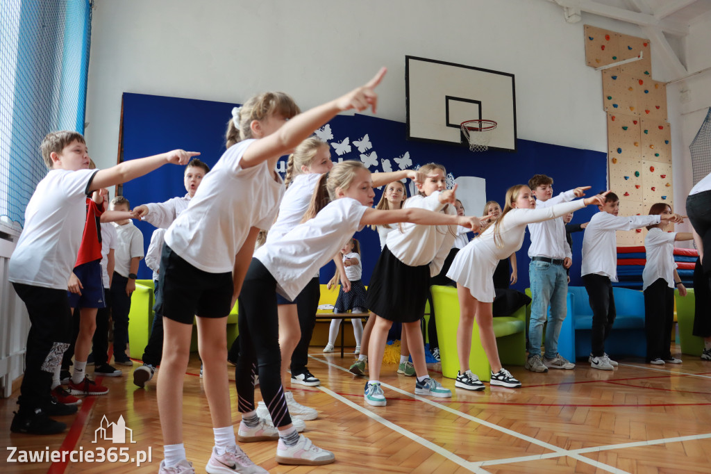 Fotorelacja: Dzień Edukacji Narodowej w Sp4 Zawiercie