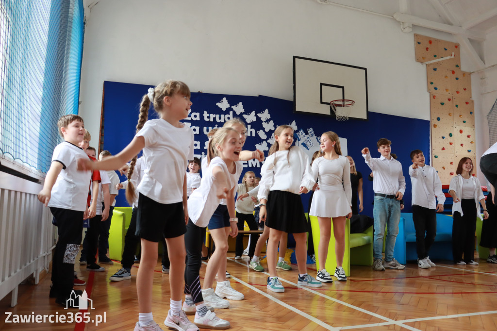 Fotorelacja: Dzień Edukacji Narodowej w Sp4 Zawiercie