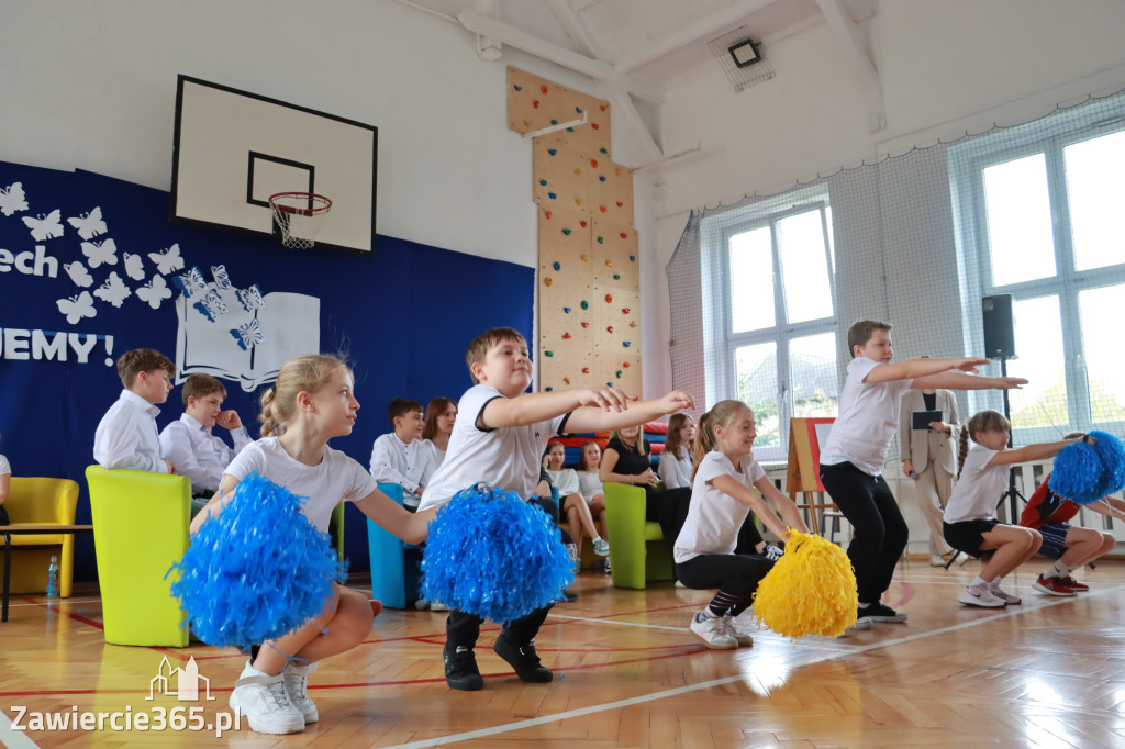 Fotorelacja: Dzień Edukacji Narodowej w Sp4 Zawiercie