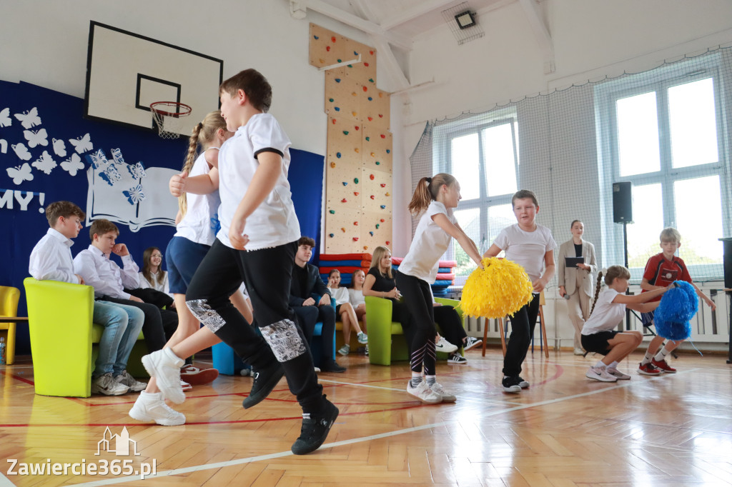 Fotorelacja: Dzień Edukacji Narodowej w Sp4 Zawiercie