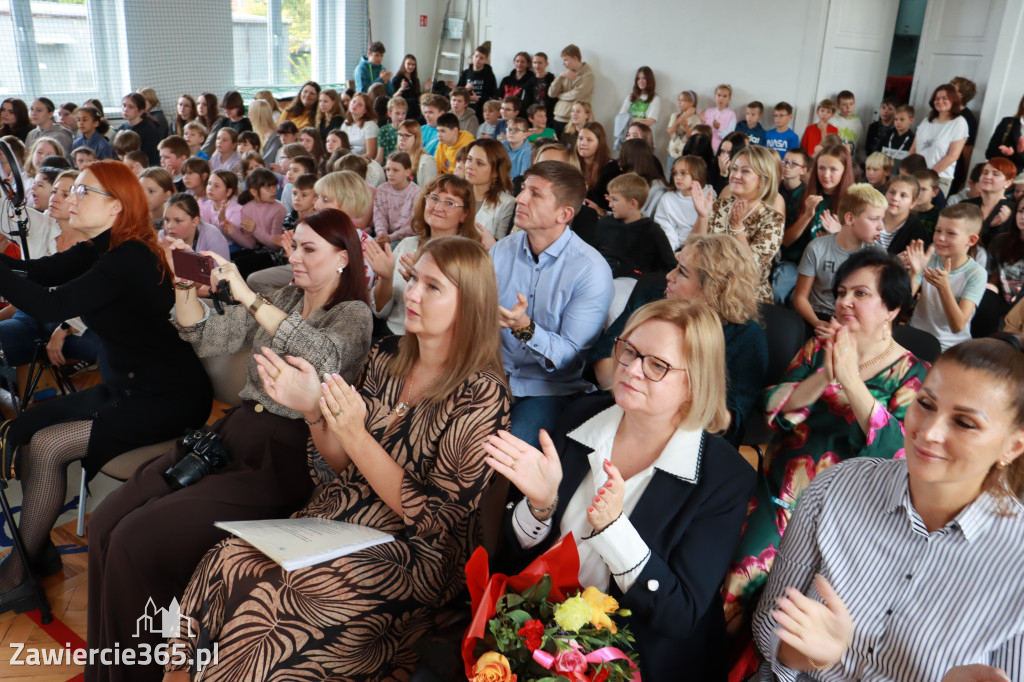 Fotorelacja: Dzień Edukacji Narodowej w Sp4 Zawiercie