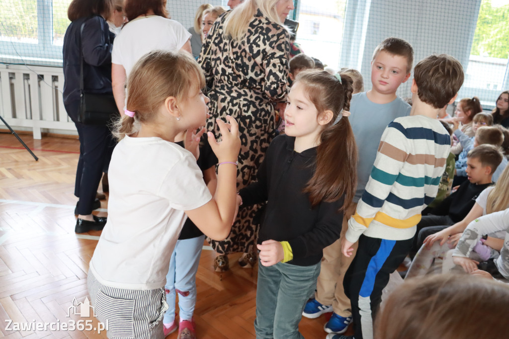 Fotorelacja: Dzień Edukacji Narodowej w Sp4 Zawiercie