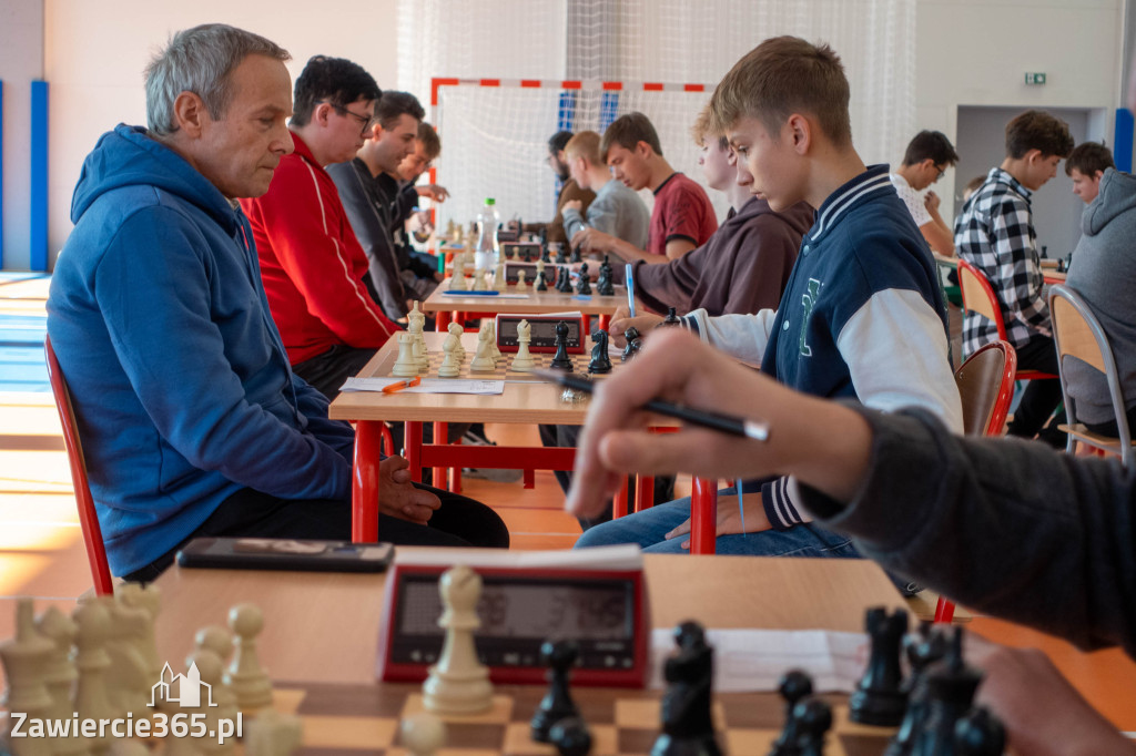 Fotorelacja II: Jurajski Jesienny Turniej Szachowy w Zawierciu