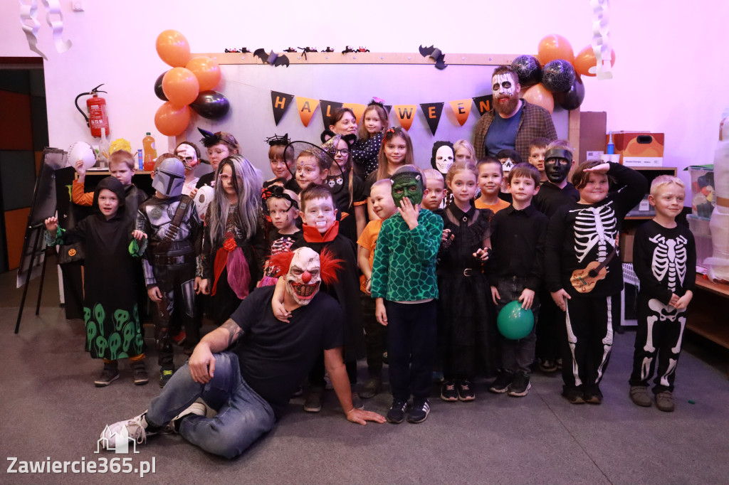 Fotorelacja: Halloween w Małym Centrum Nauki SOWA w Zawierciu