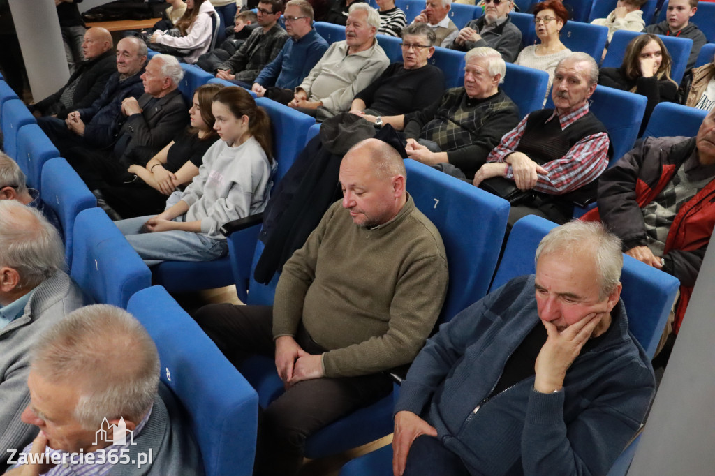 Fotorelacja: NIEPODLEGŁEJ CZEŚĆ I CHWAŁA w MOK Zawiercie