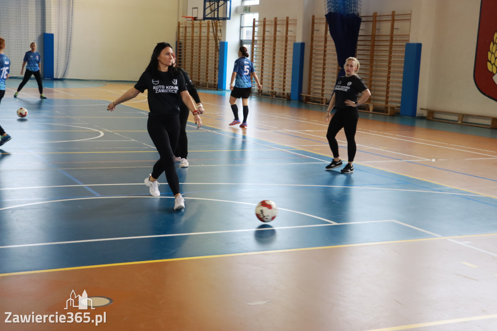 Fotorelacja: Mecz Piłki Chodzonej z School Football