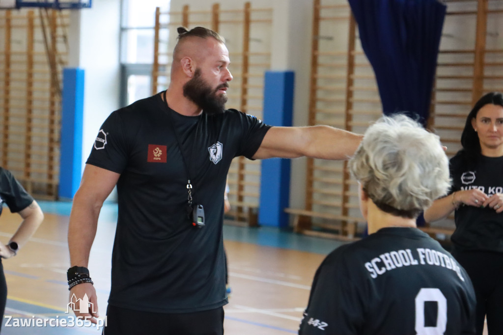 Fotorelacja: Mecz Piłki Chodzonej z School Football