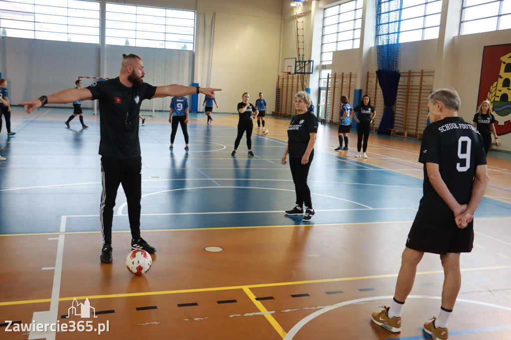 Fotorelacja: Mecz Piłki Chodzonej z School Football