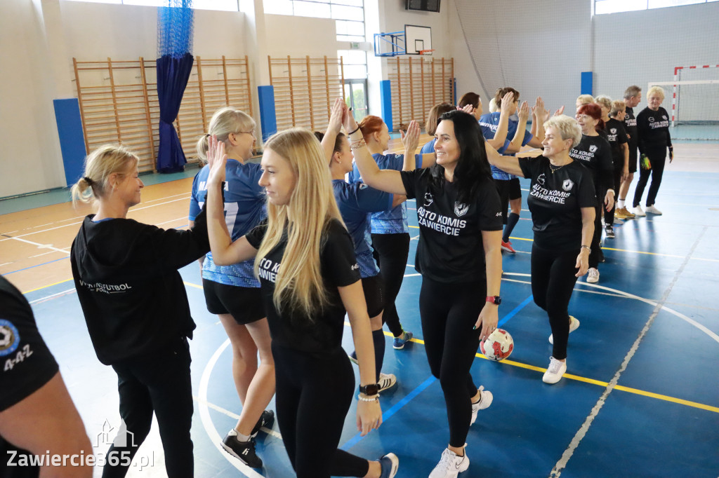 Fotorelacja: Mecz Piłki Chodzonej z School Football