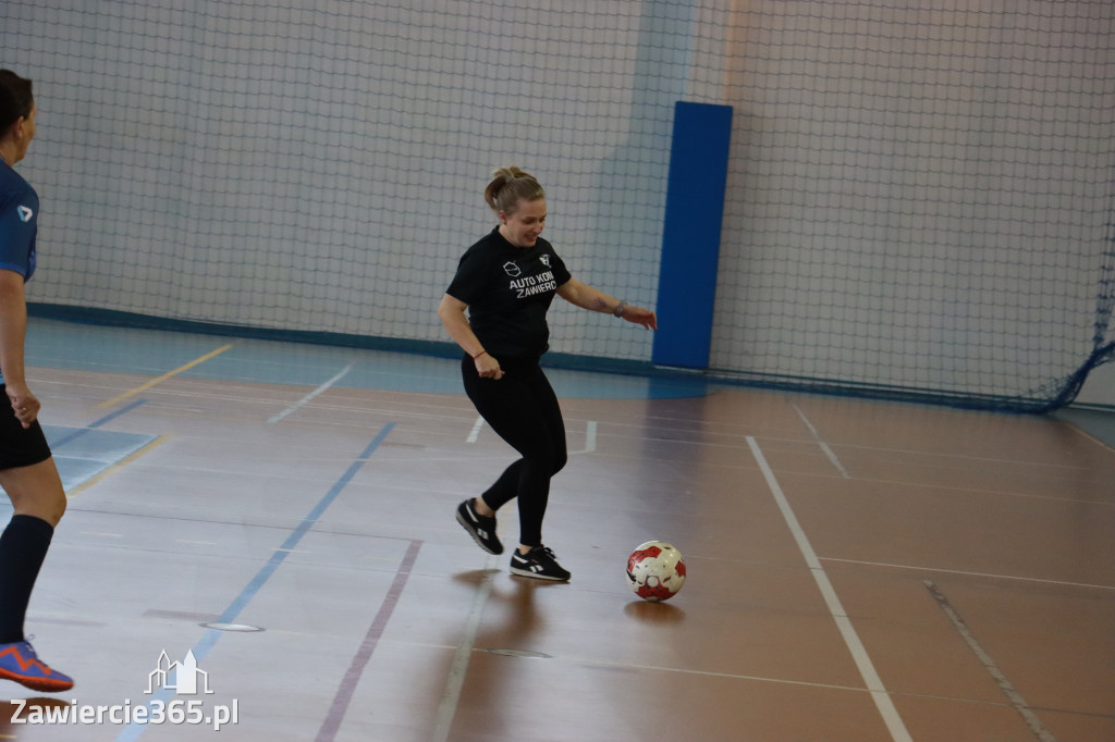 Fotorelacja: Mecz Piłki Chodzonej z School Football