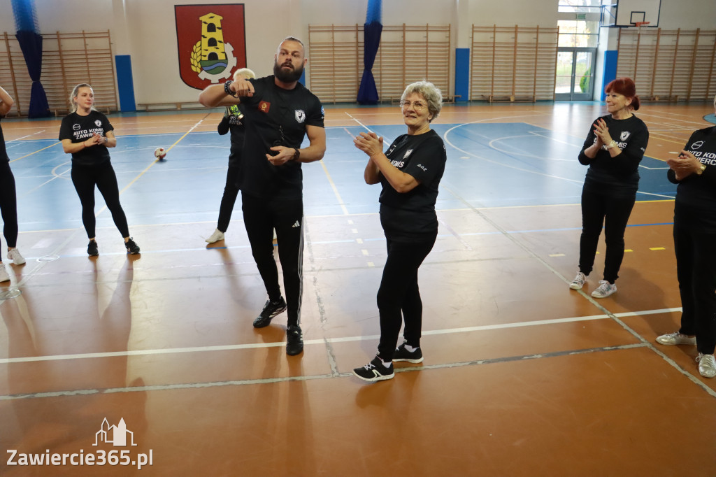 Fotorelacja: Mecz Piłki Chodzonej z School Football