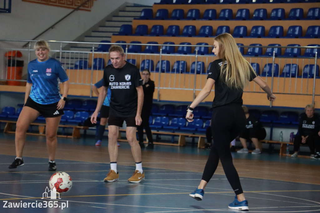 Fotorelacja: Mecz Piłki Chodzonej z School Football