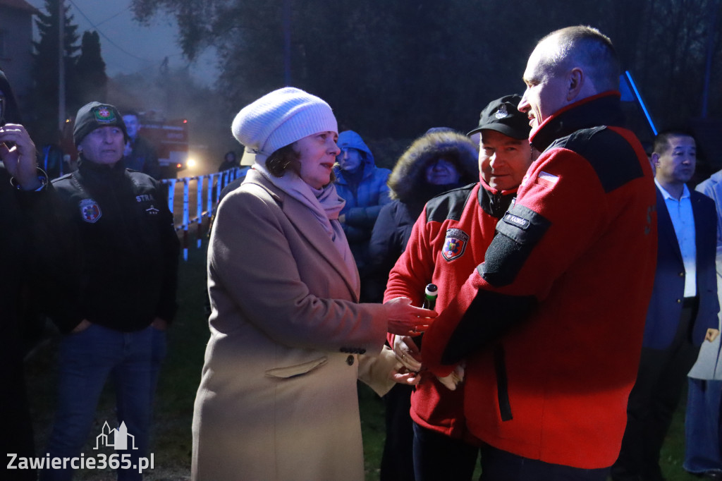 Fotorelacja: Powitanie nowego samochodu ratowniczo-gaśniczego w OSP Zawiercie-Bzów