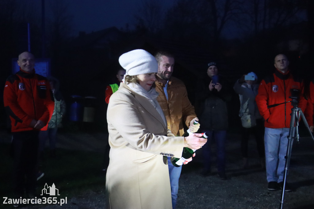 Fotorelacja: Powitanie nowego samochodu ratowniczo-gaśniczego w OSP Zawiercie-Bzów