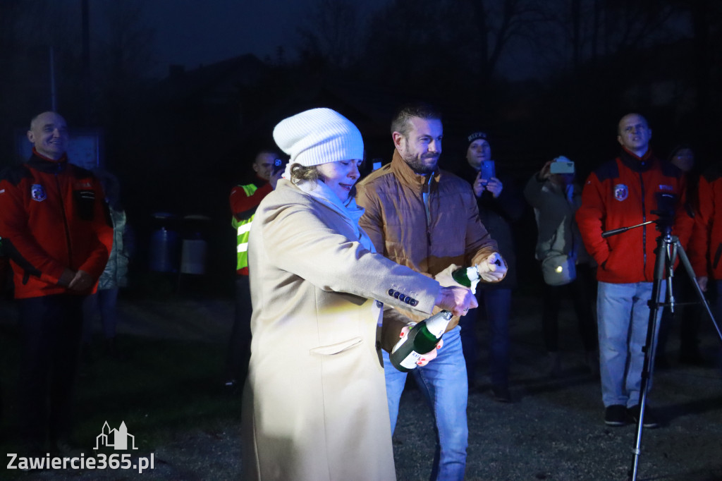 Fotorelacja: Powitanie nowego samochodu ratowniczo-gaśniczego w OSP Zawiercie-Bzów