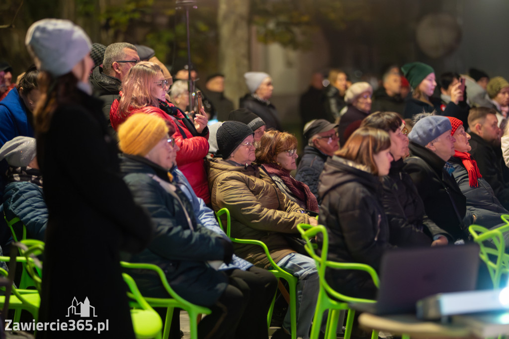 Fotorelacja: Koncert Pieśni Patriotycznej KU WOLNOŚCI w Zawierciu