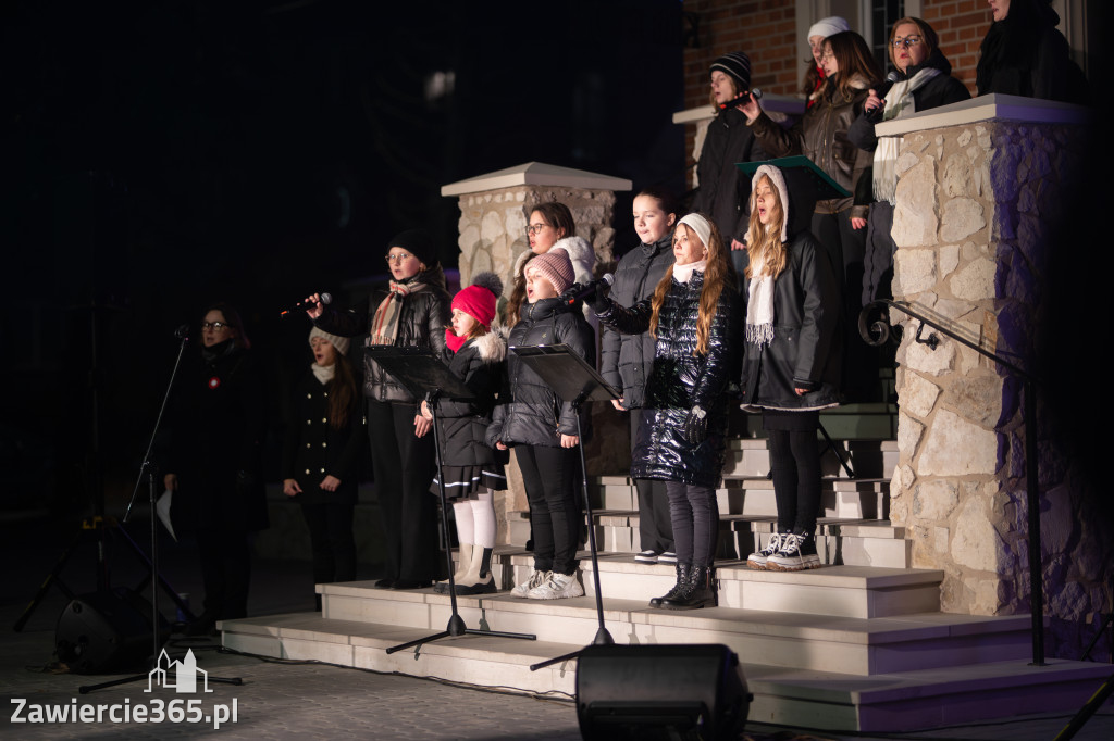 Fotorelacja: Koncert Pieśni Patriotycznej KU WOLNOŚCI w Zawierciu