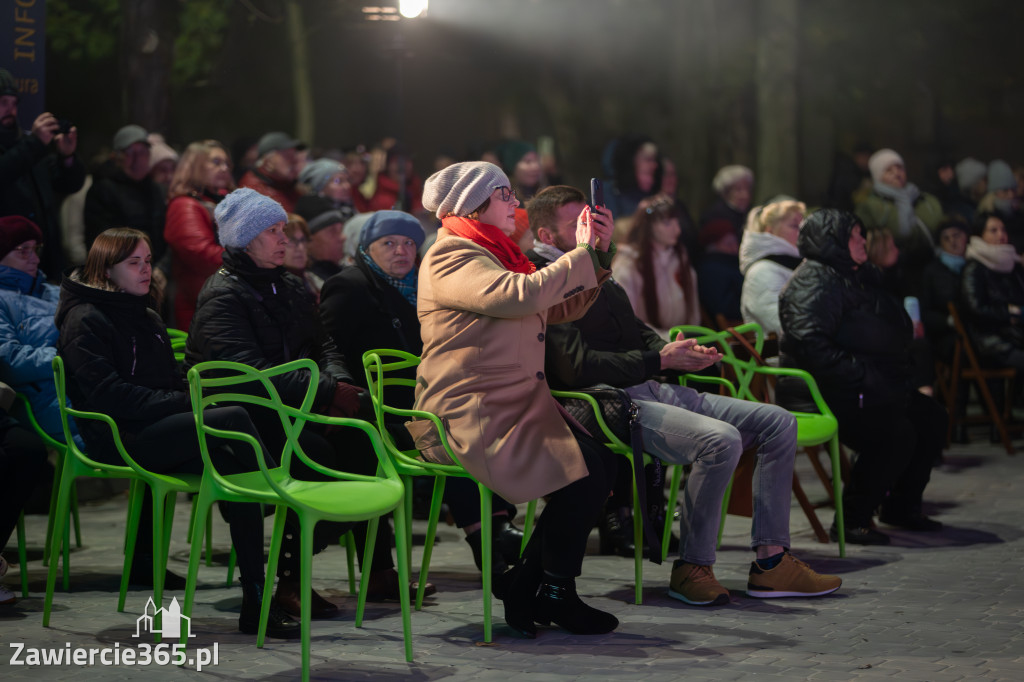 Fotorelacja: Koncert Pieśni Patriotycznej KU WOLNOŚCI w Zawierciu