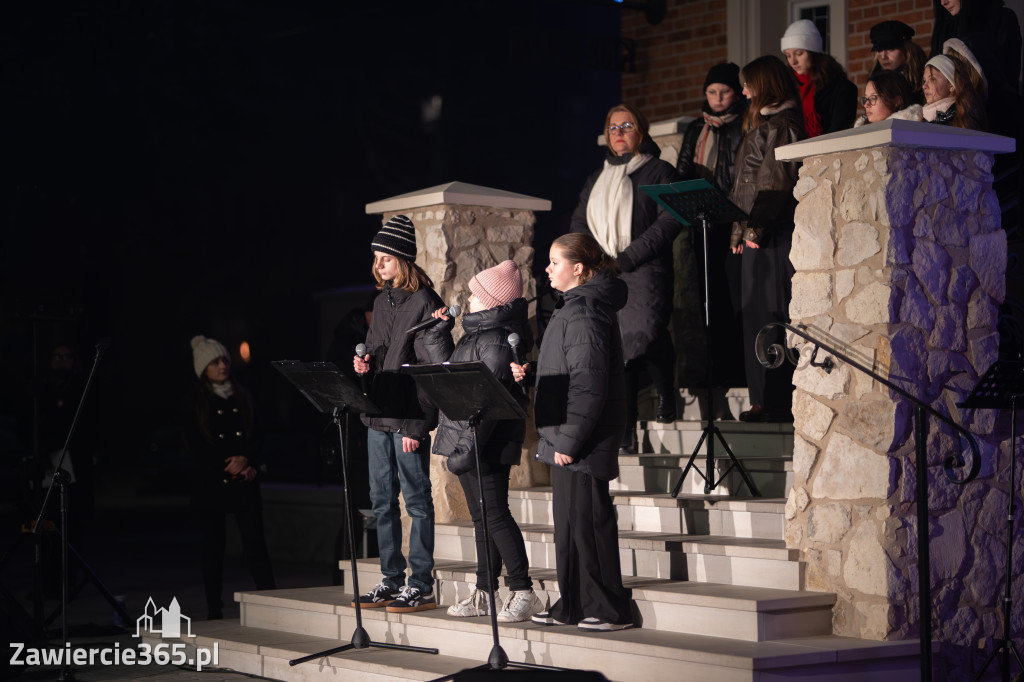 Fotorelacja: Koncert Pieśni Patriotycznej KU WOLNOŚCI w Zawierciu