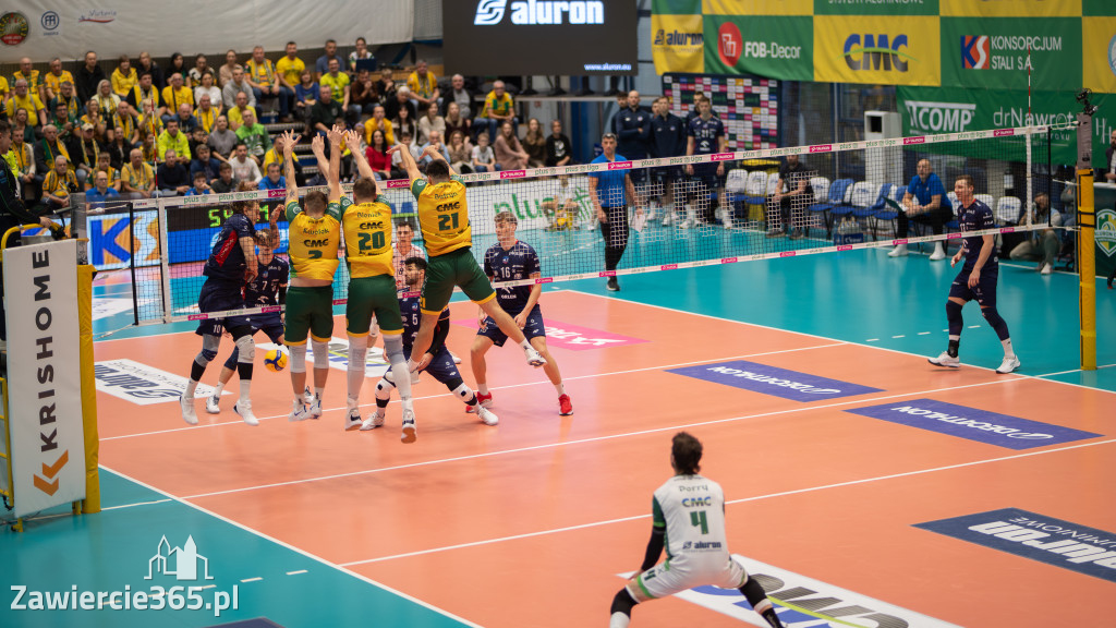 Fotorelacja: Świetne widowisko siatkarskie  Zawiercie -ZAKSA 3:1